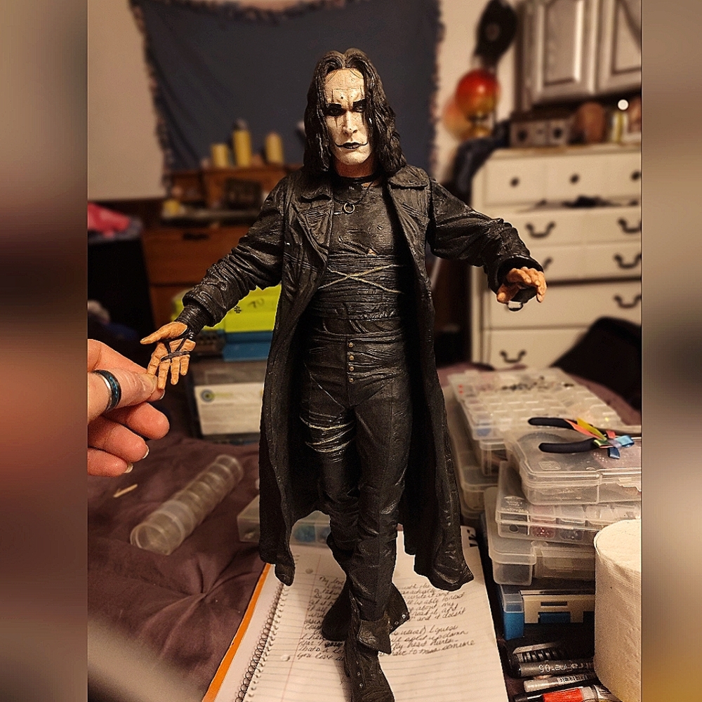 Talking Crow figure